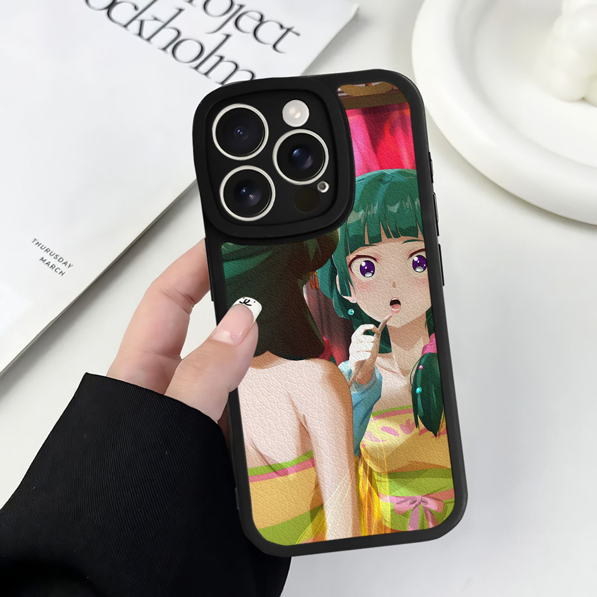（画像用） 薬屋のひとりごと The Apothecary Diaries 【iPhone 16シリーズ対応】シリコンスマホケース（レザー調） 材質：シリコン